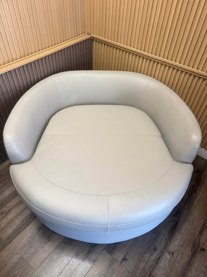 Argentina Top Grain Leather Cuddler Chair - Image 3