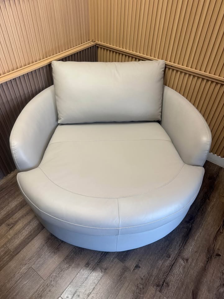 Argentina Top Grain Leather Cuddler Chair - Image 5