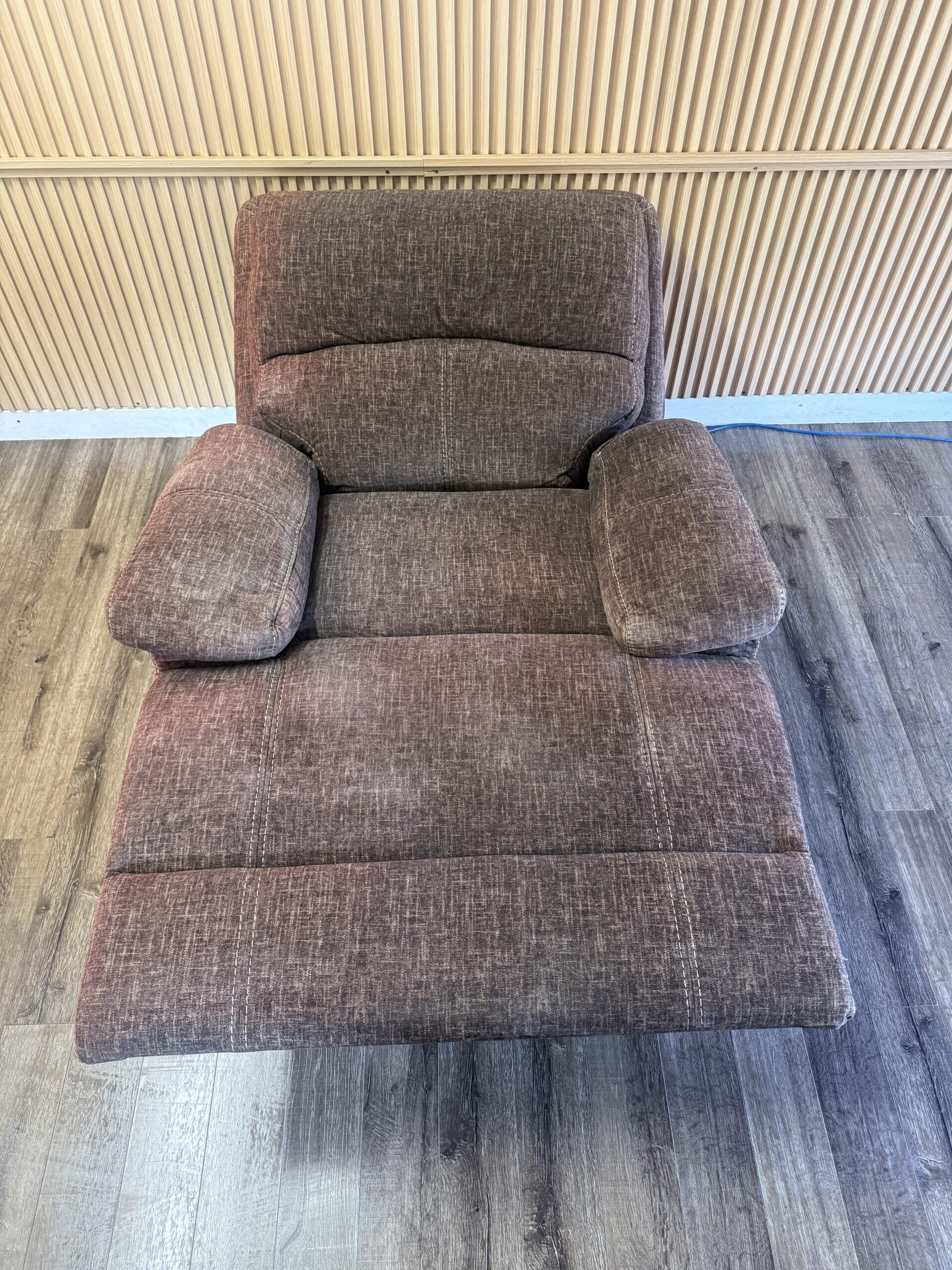 Oliver Power Reclining Armchair - Image 5