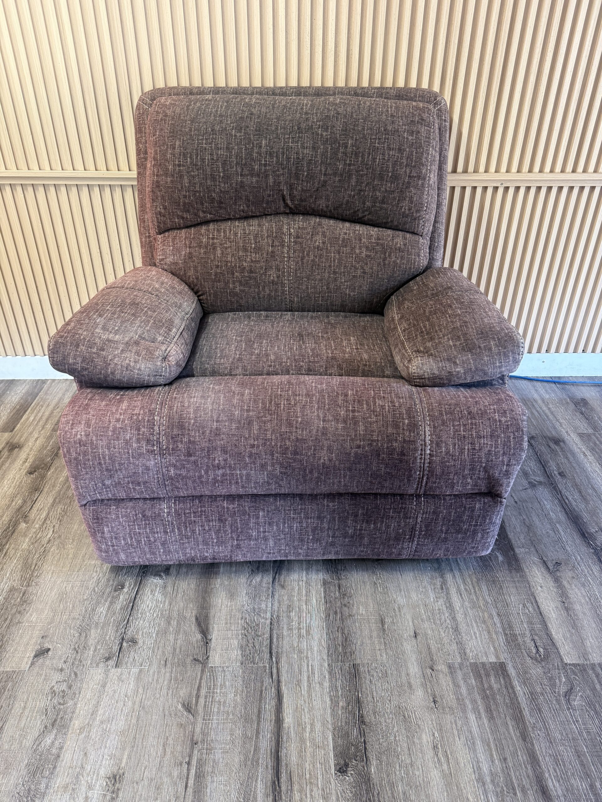 Oliver Power Reclining Armchair