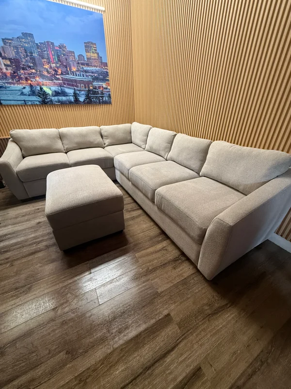 Northridge Sectional Sofa w/ Storage Ottoman - Image 2