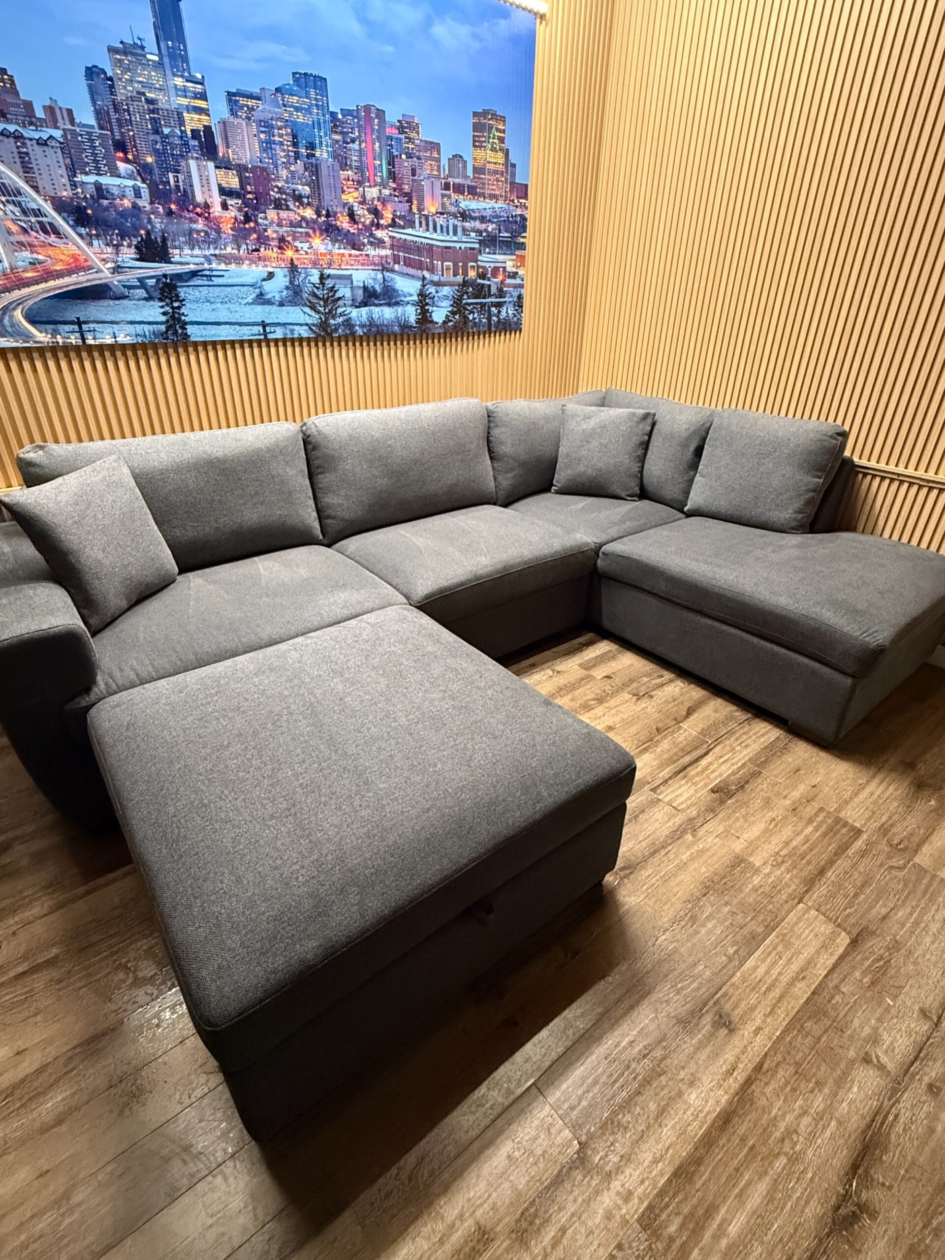 Thomasville Dark Grey Sectional - Image 10