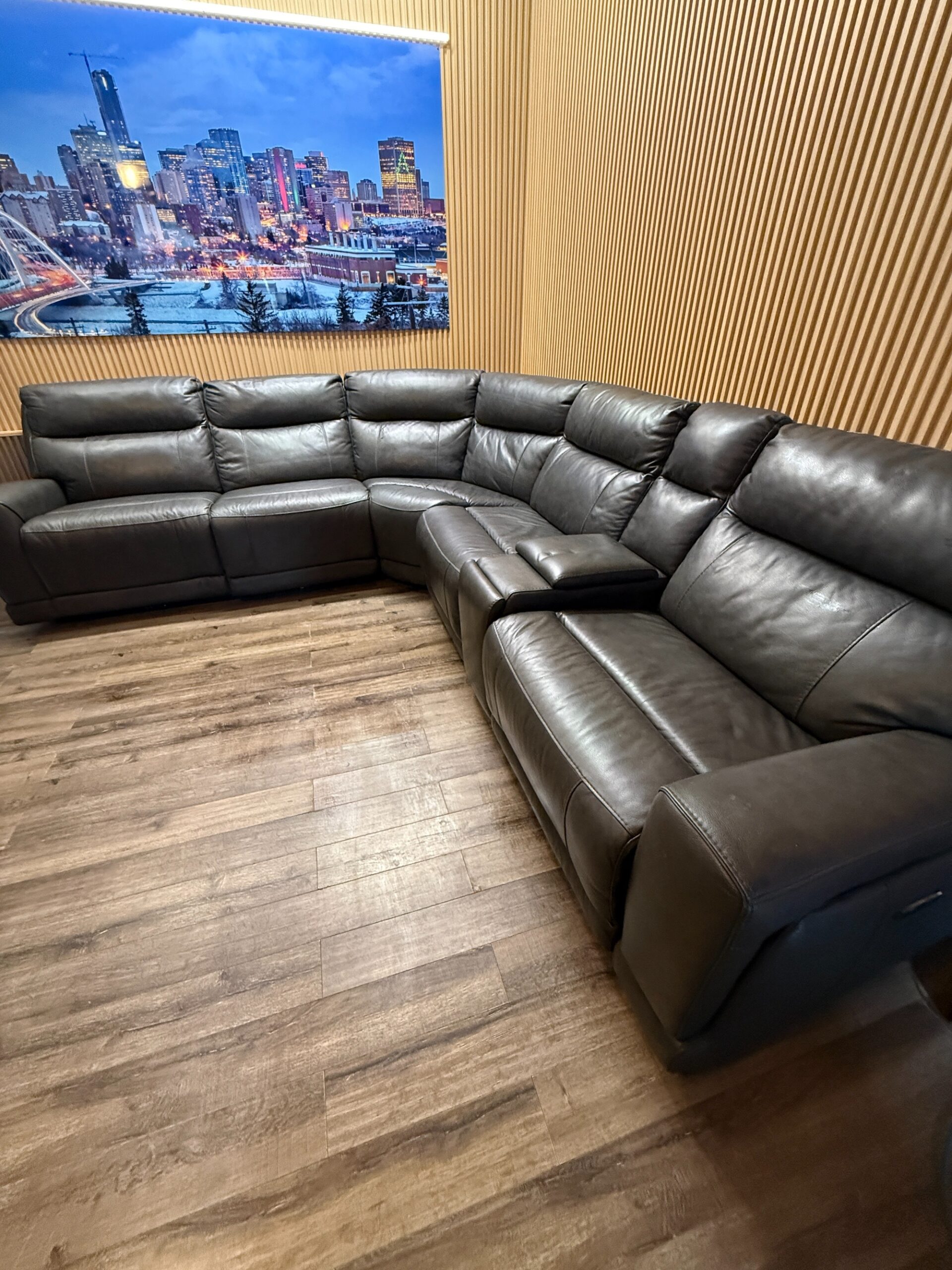 Gilman Creek 6 Piece Leather Modular Sectional - Image 2
