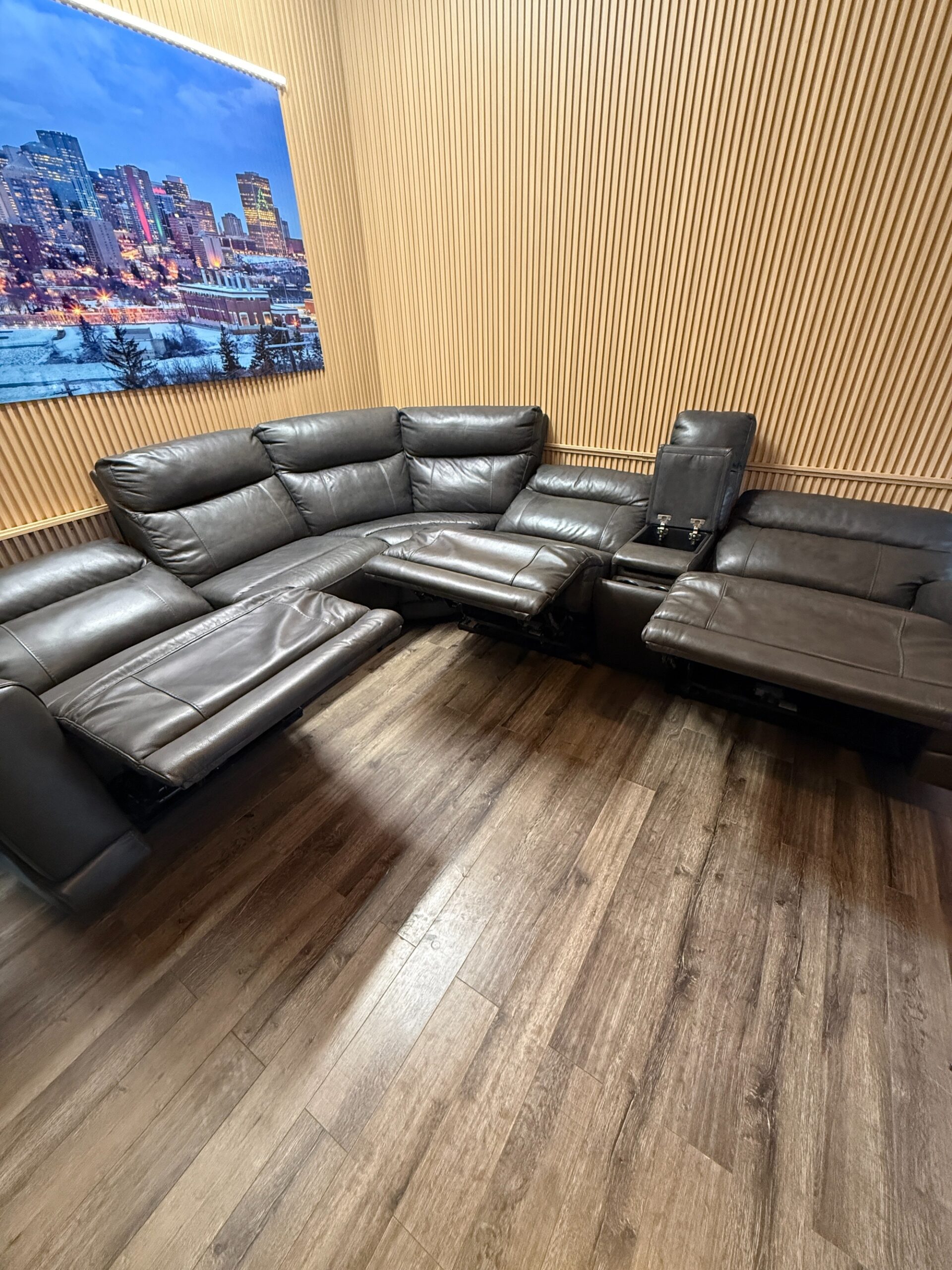 Gilman Creek 6 Piece Leather Modular Sectional - Image 8