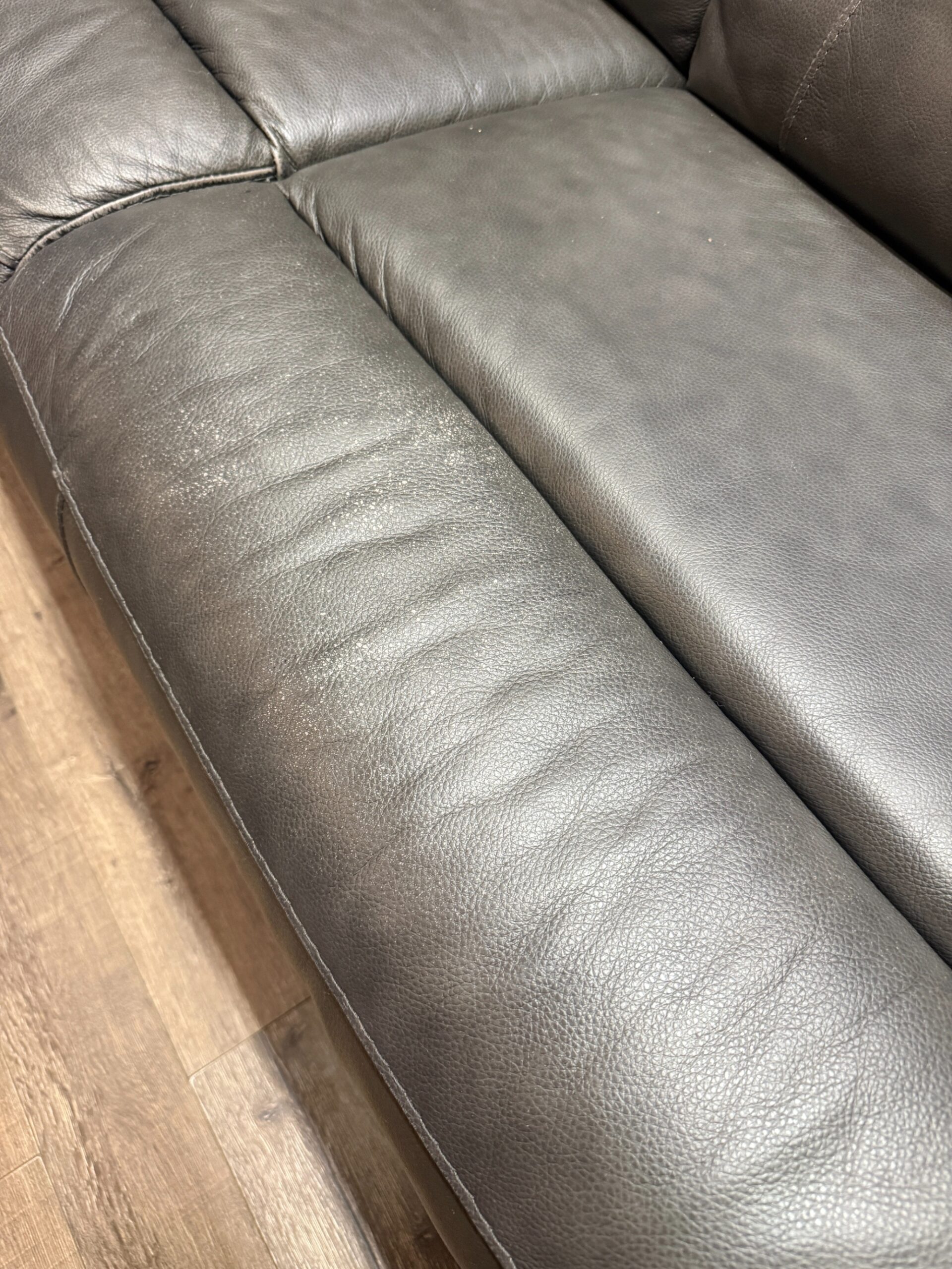 Gilman Creek 6 Piece Leather Modular Sectional - Image 5