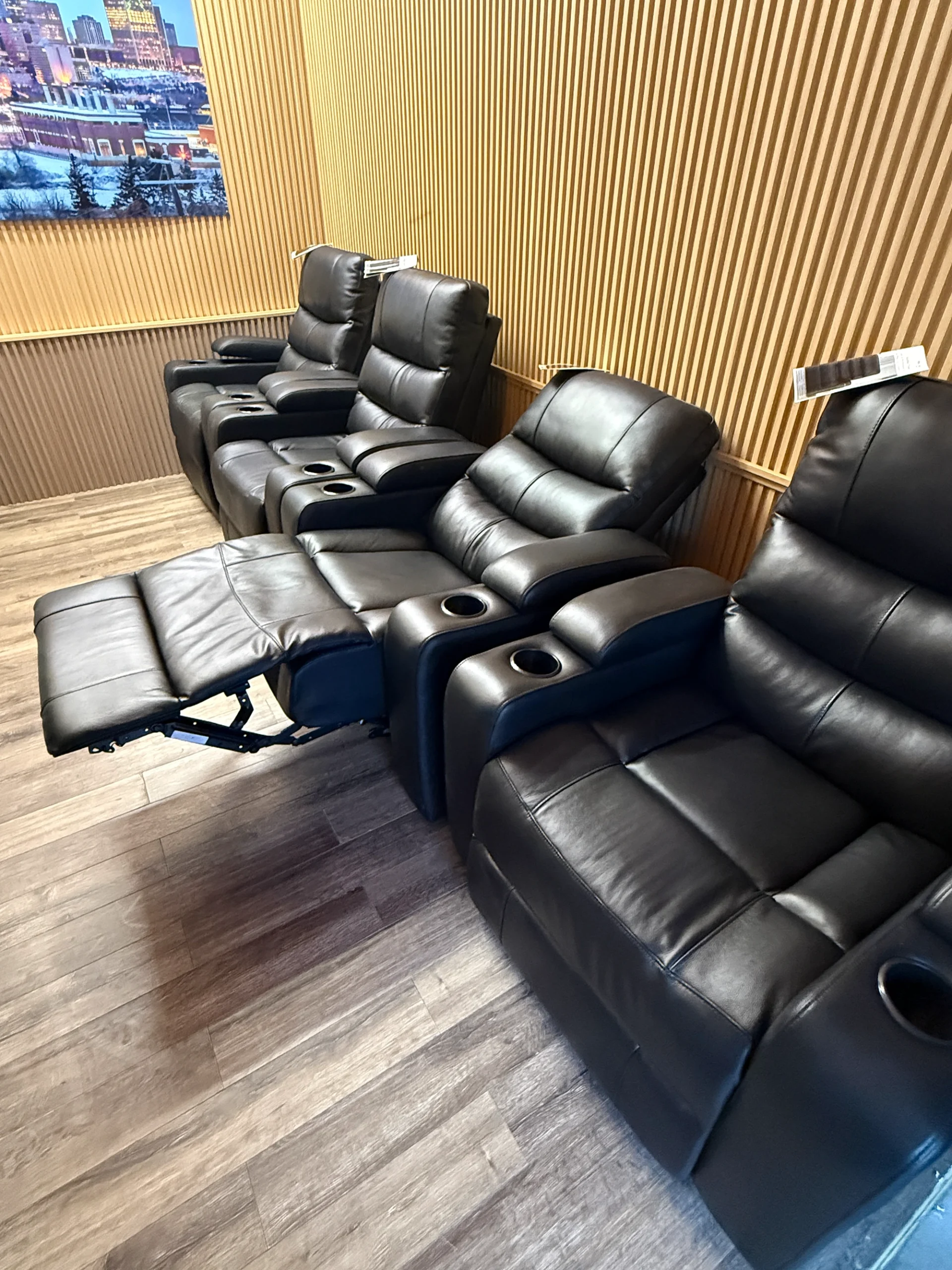 Northridge Home Power Reclining Theatre Chairs. - Image 5