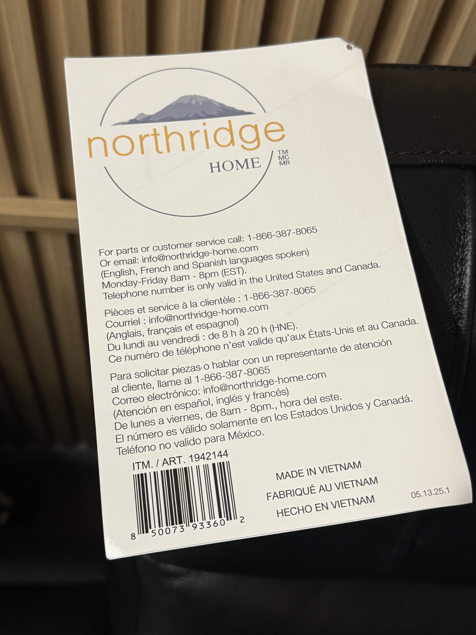 Northridge Home Power Reclining Theatre Chairs. - Image 4