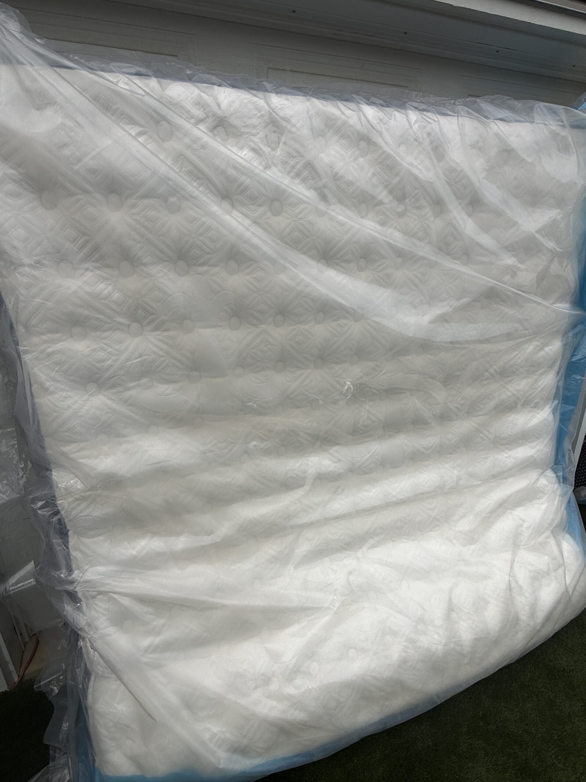 Stearns and Foster King Mattress *Brand New*