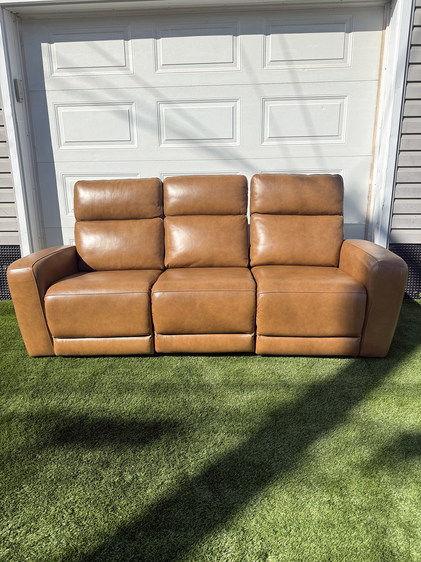 Nice Link Leather Power Recliner - Image 2