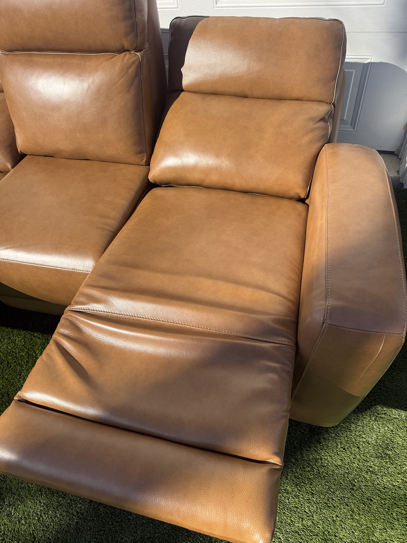 Nice Link Leather Power Recliner - Image 6